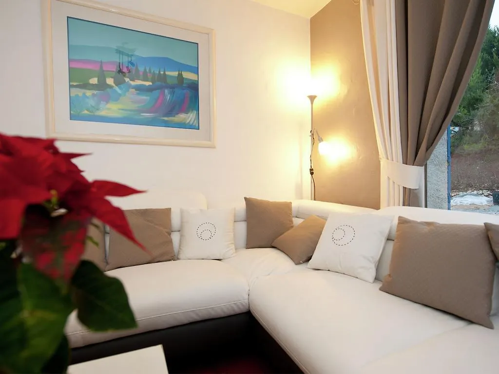 Beautiful Holiday Home With Private Pool Bagnols-en-Foret
